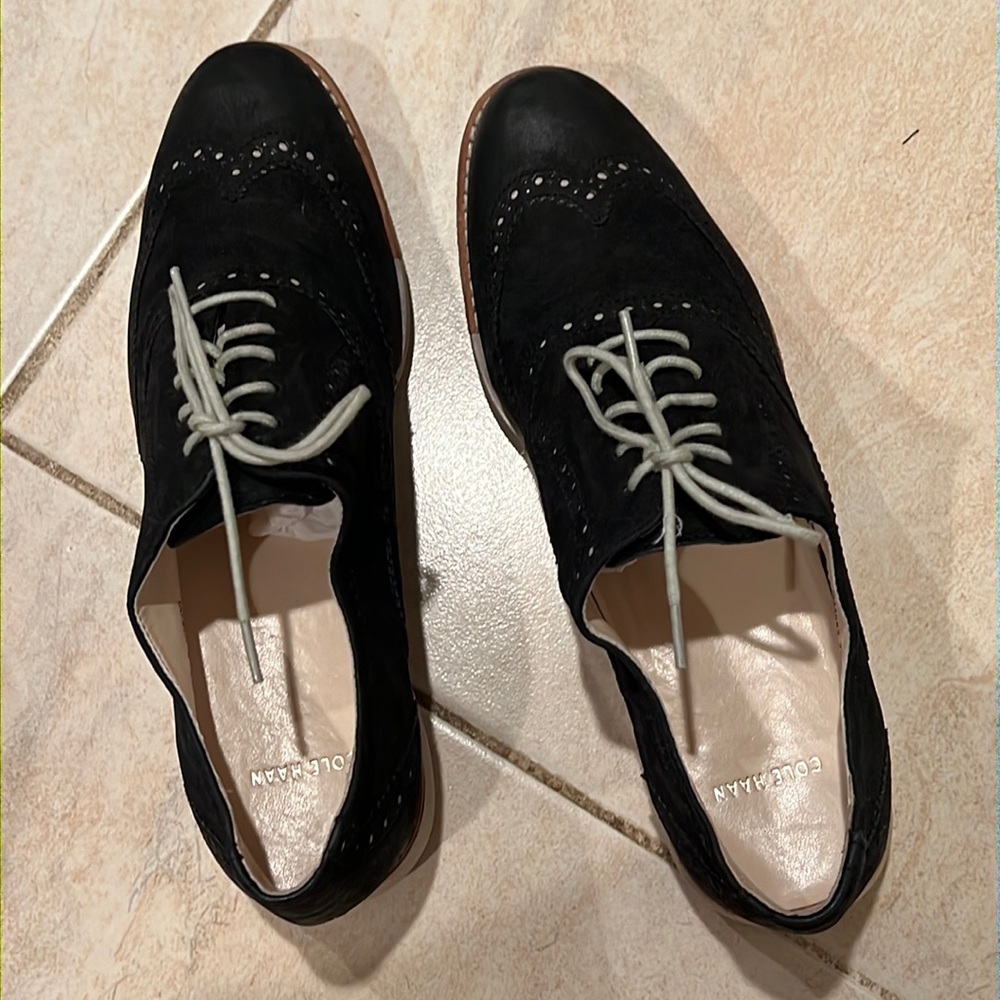 Cole Haan women classic Oxford suede upper shoes size 7.5